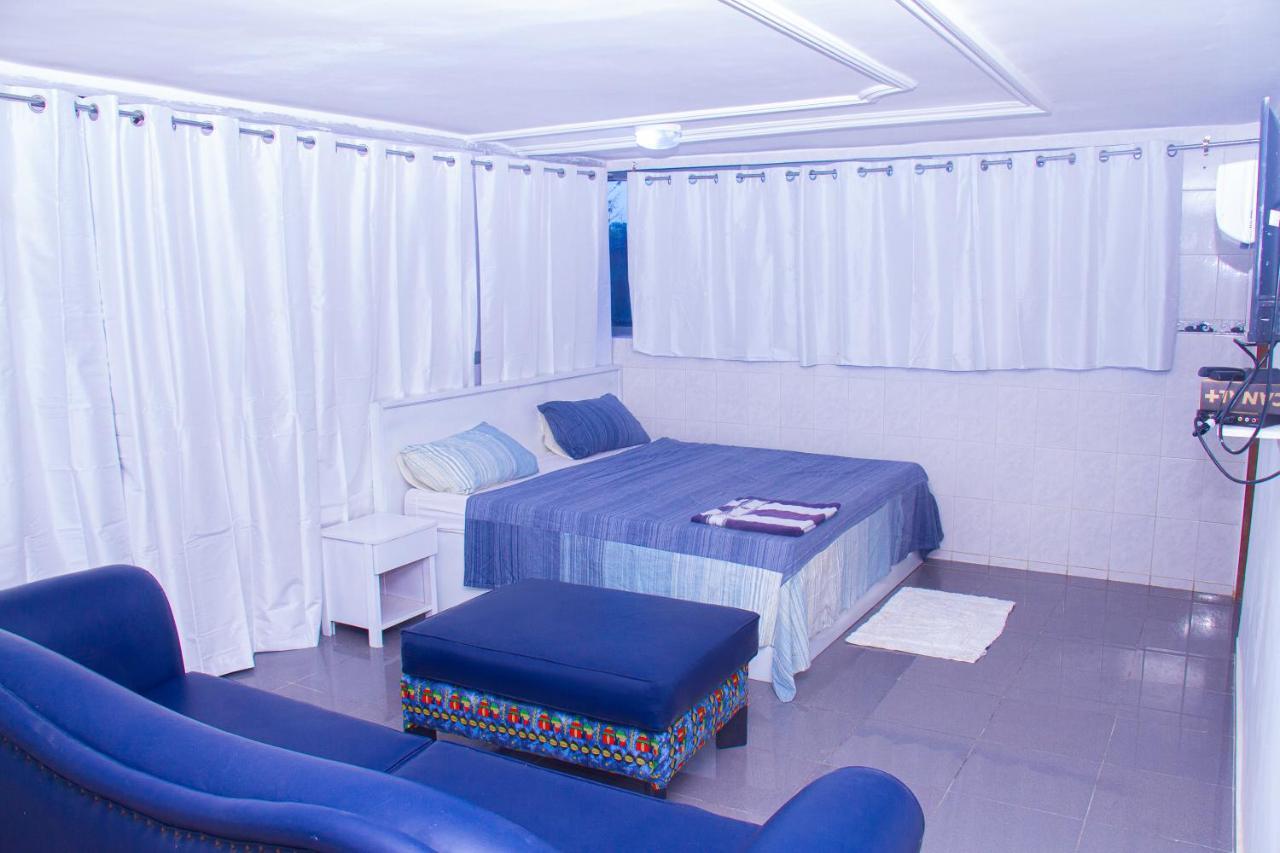 Hotel Amazone Cotonou Exterior photo